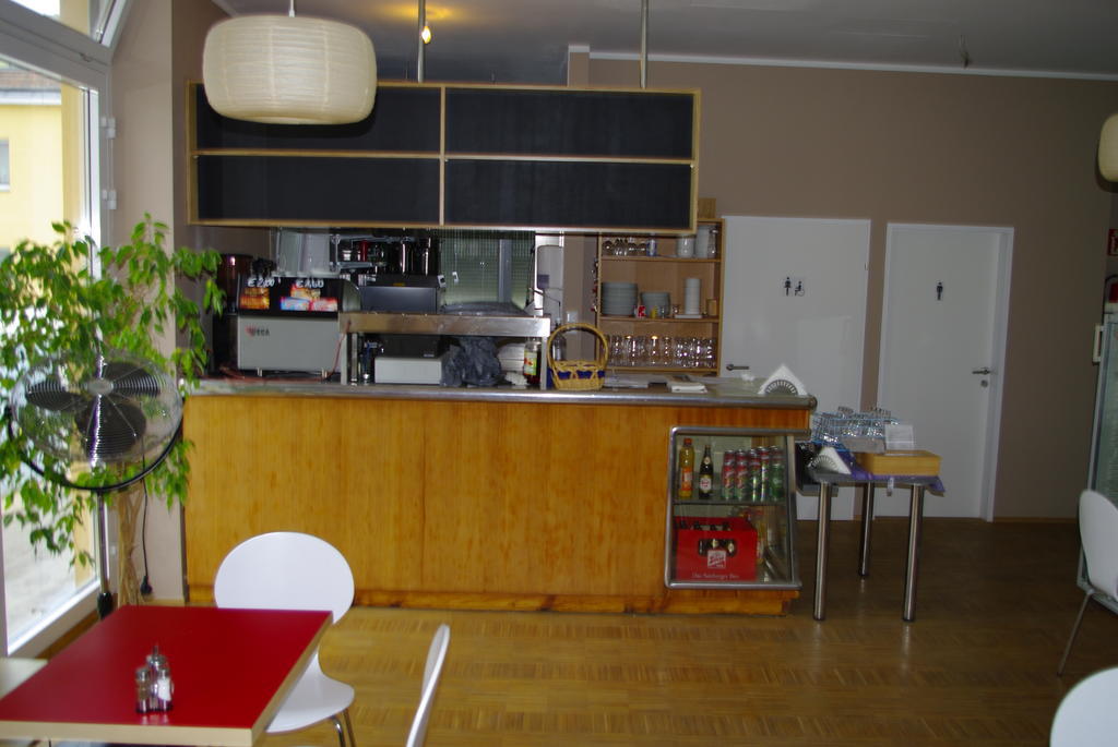 Workbase Hostel Виена Екстериор снимка